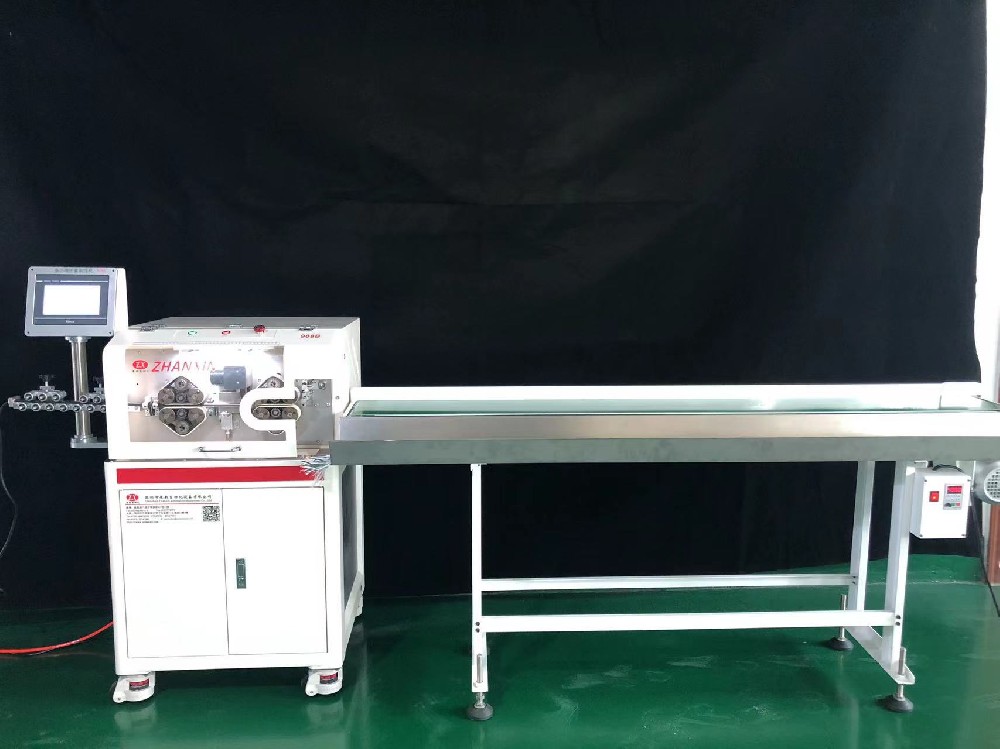 全自動多芯護(hù)套線裁線剝線機(jī)